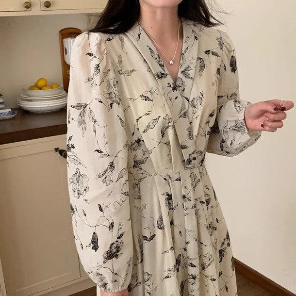 Vネックスケッチフラワーワンピース 6627-beige_お取り寄せ6627-画像7-韓国ファッション通販POPREA［ポップリア］