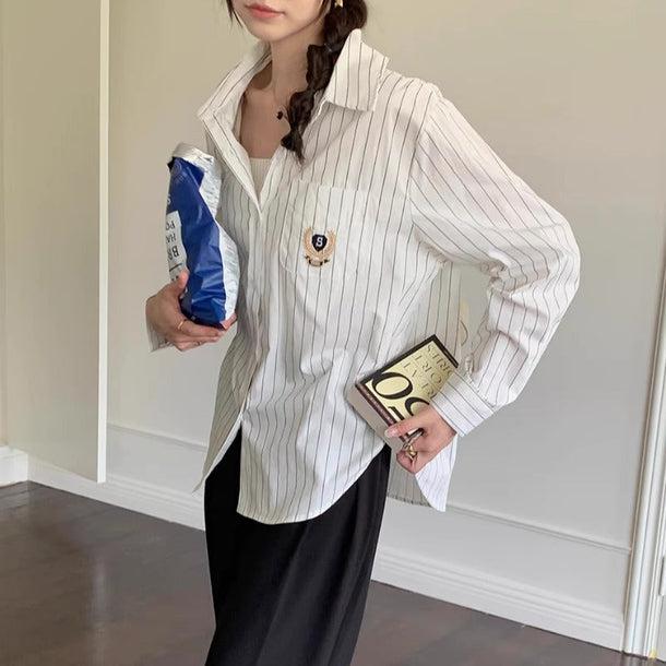 エンブレム刺繍ストライプシャツ 6177-画像2-韓国ファッション通販POPREA［ポップリア］