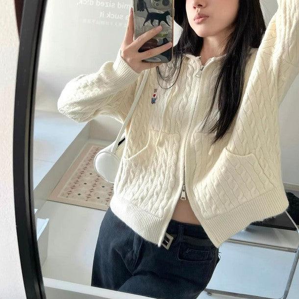 ポイントベアフード付きジッパーケーブルニット 6243-画像2-韓国ファッション通販POPREA［ポップリア］