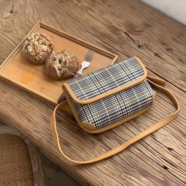 チェック柄ミニショルダーバッグ 3741-yellow_お取り寄せ37414-画像5-韓国ファッション通販POPREA［ポップリア］