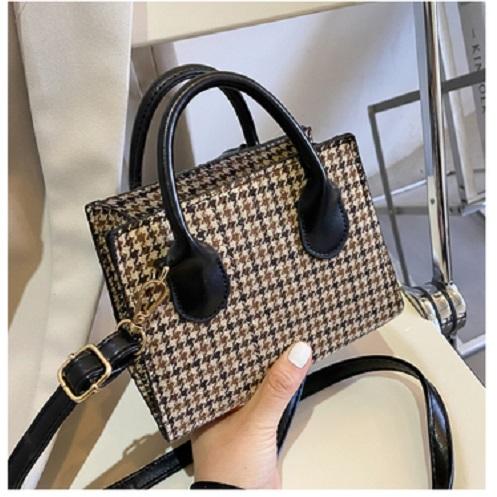 千鳥格子ショルダーバッグ 4222-black_お取り寄せ42221-画像2-韓国ファッション通販POPREA［ポップリア］