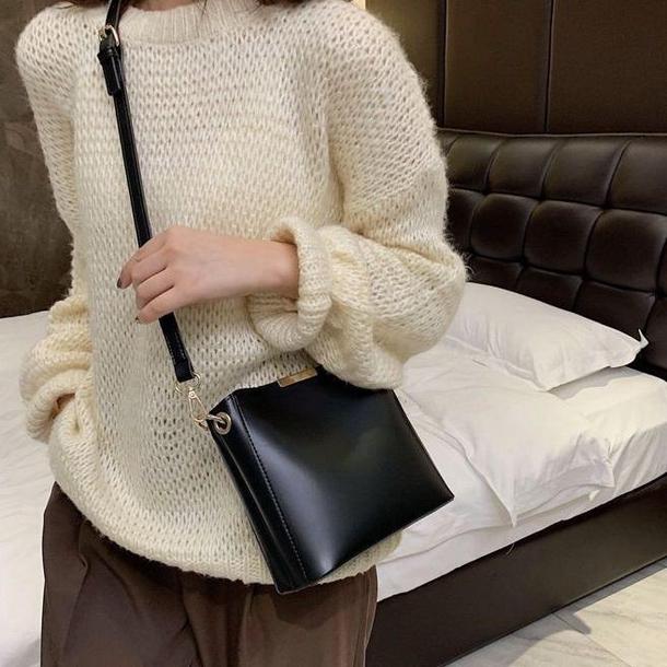 シンプルショルダーバッグ 4302-black_お取り寄せ43021-画像2-韓国ファッション通販POPREA［ポップリア］