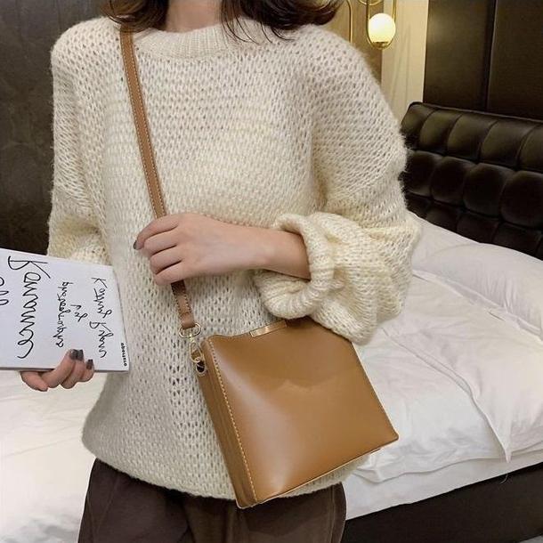 シンプルショルダーバッグ 4302-light-brown_お取り寄せ43024-画像5-韓国ファッション通販POPREA［ポップリア］