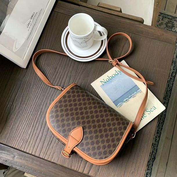 シンプルラウンドショルダーバッグ 4893-brown_お取り寄せ48931-画像2-韓国ファッション通販POPREA［ポップリア］