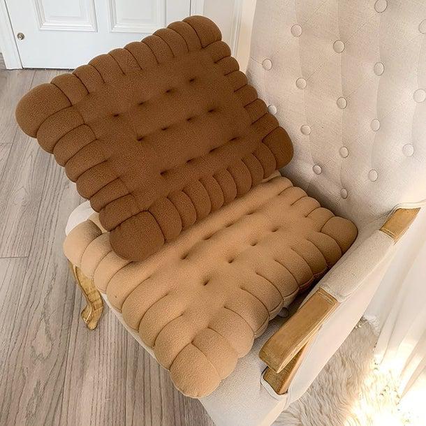 もこもこビスケットクッション 4960-画像1-韓国ファッション通販POPREA［ポップリア］