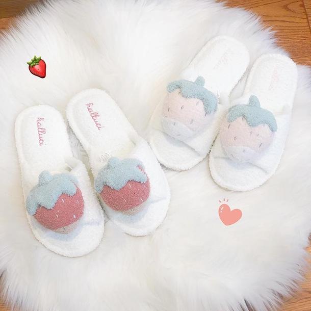 いちごモコモコスリッパ 3482-画像2-韓国ファッション通販POPREA［ポップリア］