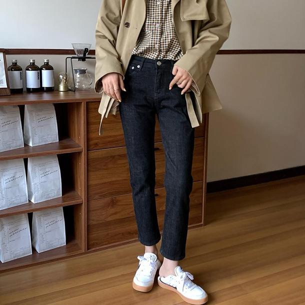 ブラックデニムストレートパンツ 4029-画像1-韓国ファッション通販POPREA［ポップリア］